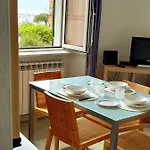 Lägenhet Lerici Home