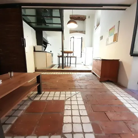 Lerici Home アパート レーリチ