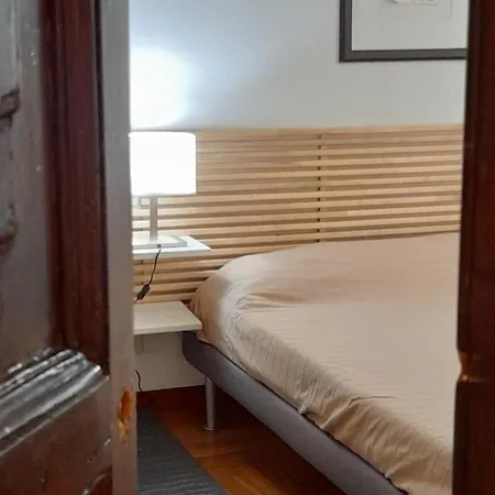 Lägenhet Lerici Home